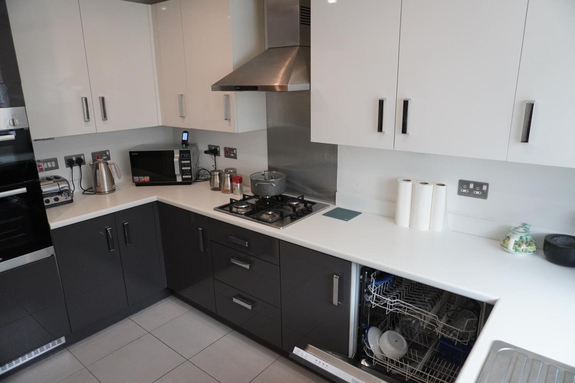Luxury Rooms - Pick A Room - Free Parking & Kitchen Access, Near Etihad Stadium, The Coop Live & Piccadilly Station, Manchester Exteriör bild